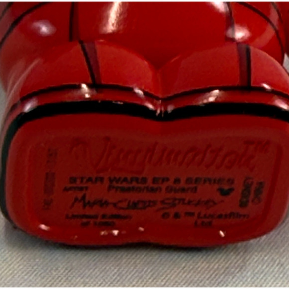 Disney Vinylmation Star Wars Last Jedi Praetorian Guard 3" Collectible Figure - Picture 4 of 4